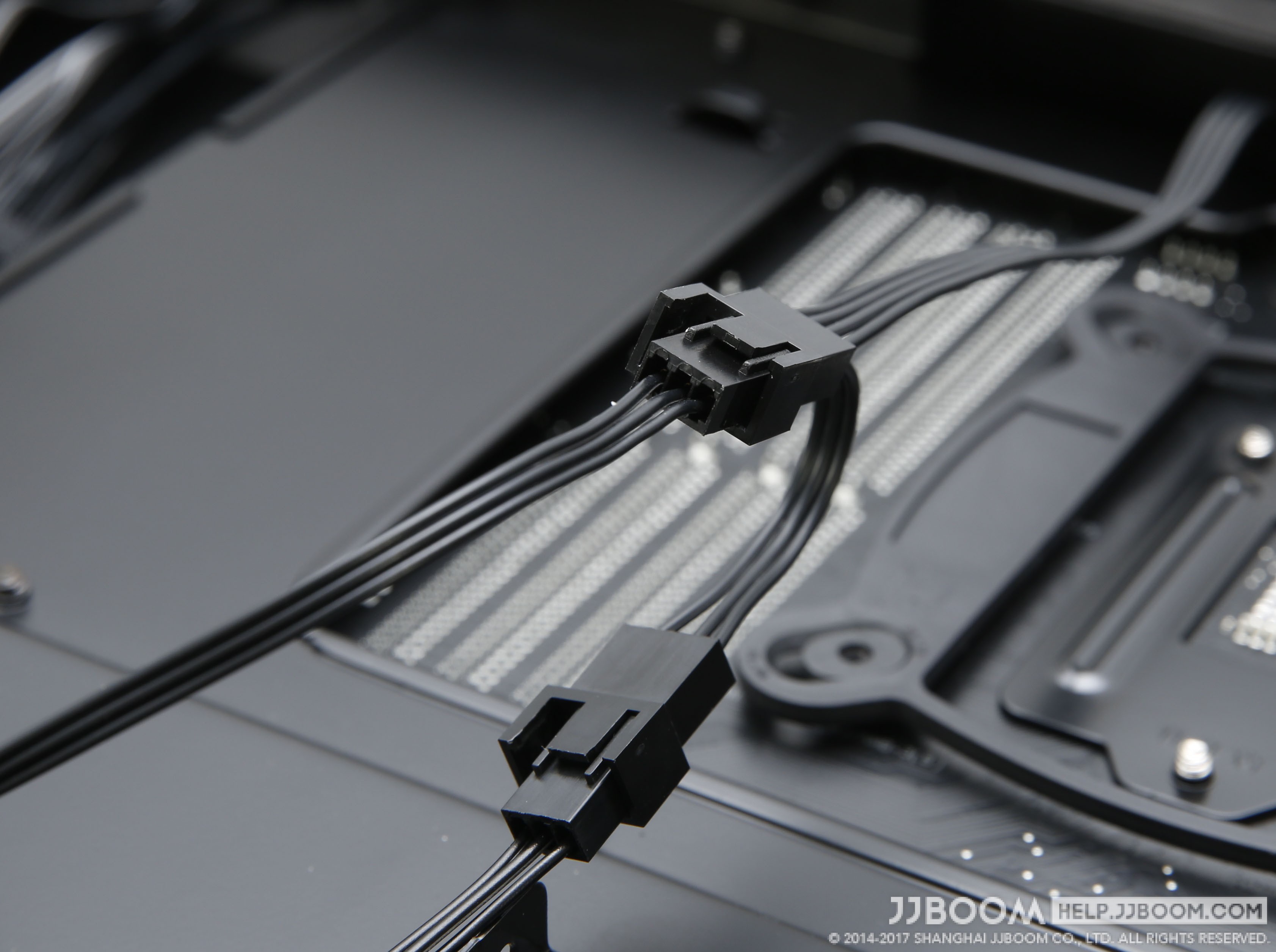 原创:海盗船H100i水冷系统的拆装方法 2 - 原创:海盗船H100i水冷系统的拆装方法